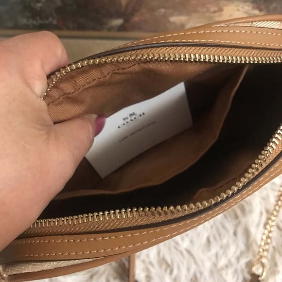 Crossbody new - Picture 6 of 7